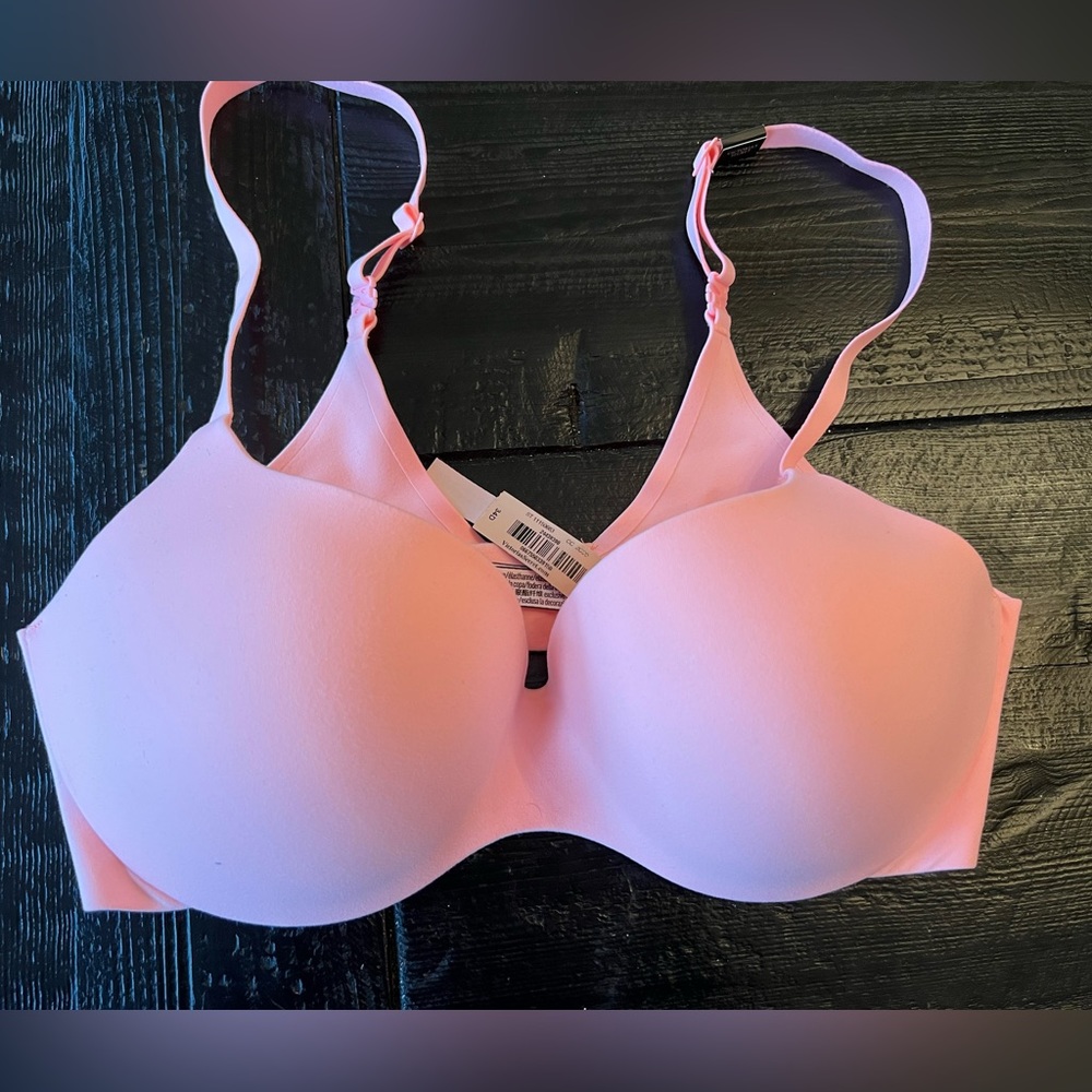 Victoria’s Secret lined demi bra 34D